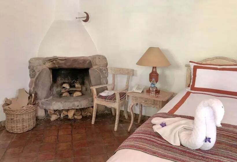 هتل Las Casitas Del Arco Iris