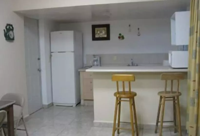 هتل Palmera Suites
