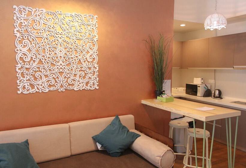 هتل Ellina S Staycation Regalia