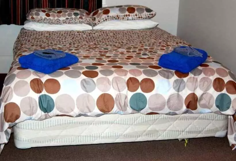 Hotelli The Blue Pub