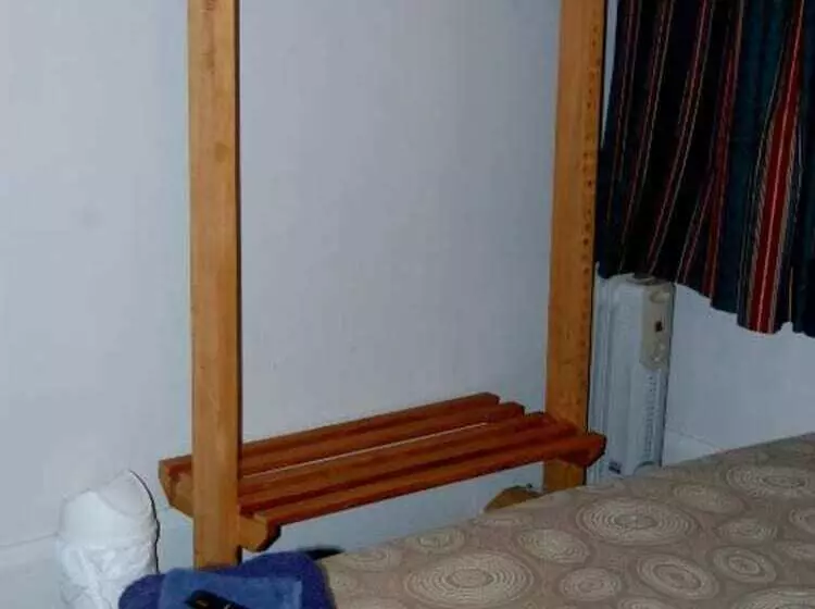 Hotelli The Blue Pub