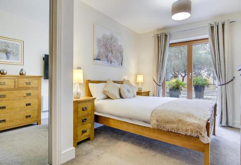 בית מלון כפרי The President