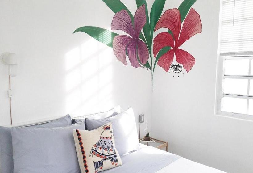 هتل Tropicalia By Dw