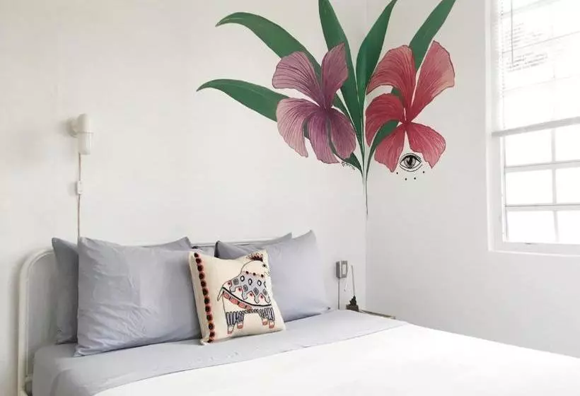 هتل Tropicalia By Dw