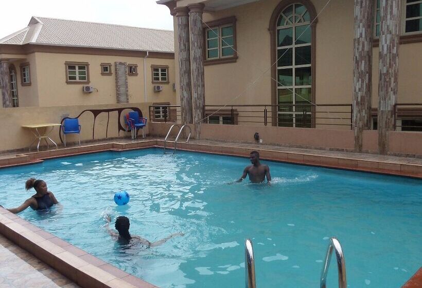 Sugarland Hotel & Suites