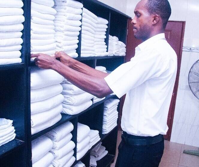 Sugarland Hotel & Suites