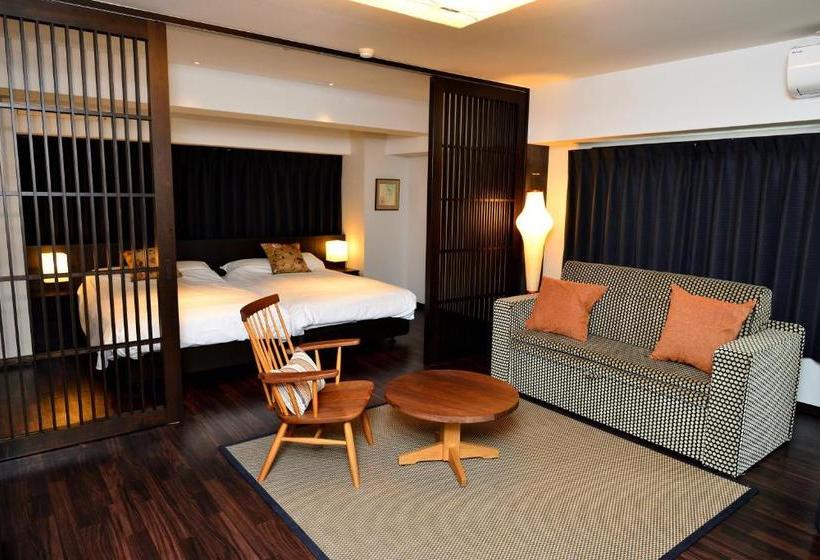 Very Hotel Dotonbori