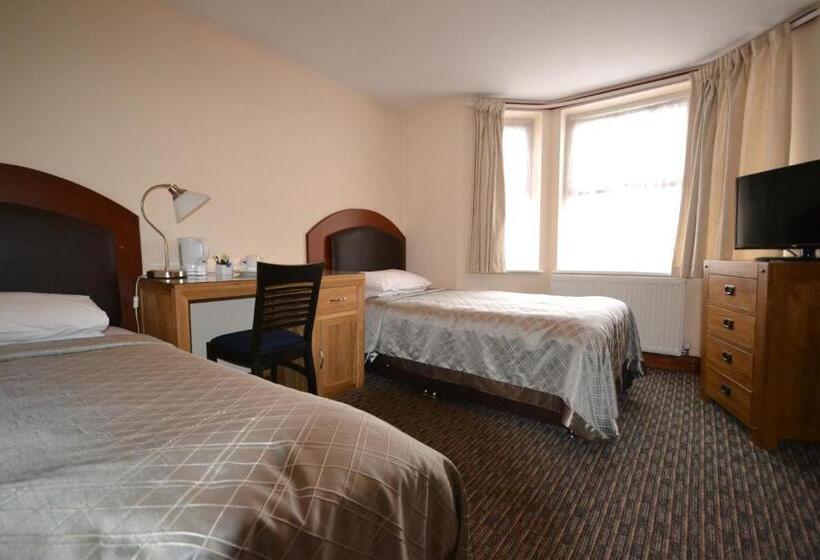 ホテル Airport Guest House