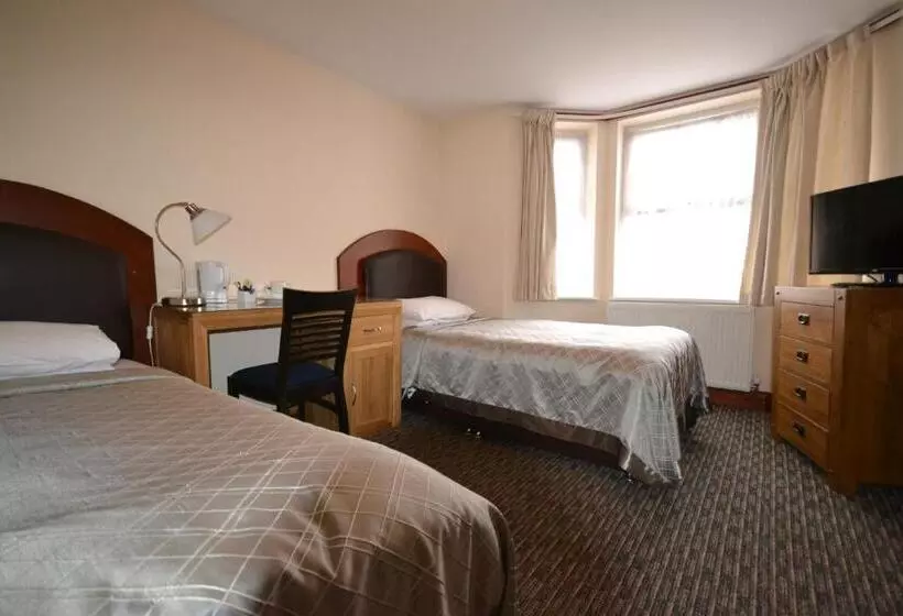 Hotelli Airport Guest House