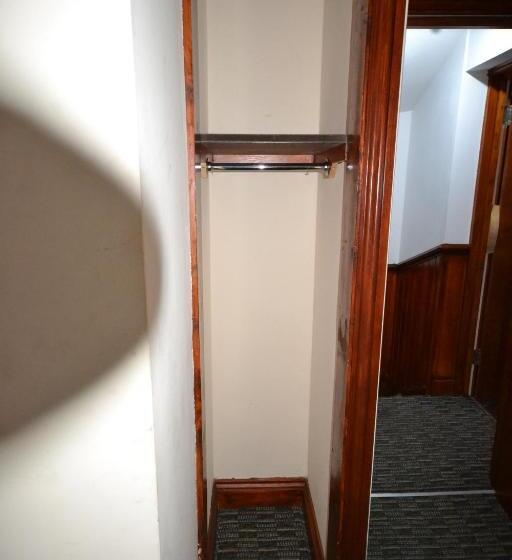 ホテル Airport Guest House