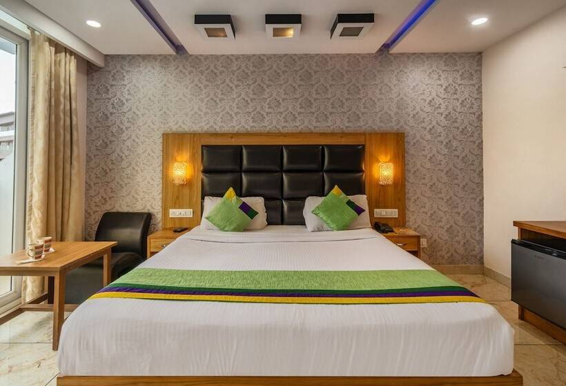 Отель Treebo Akashdeep