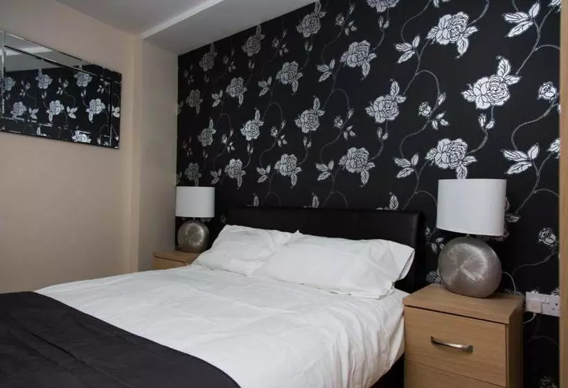 هتل Alexander Apartments Villiers
