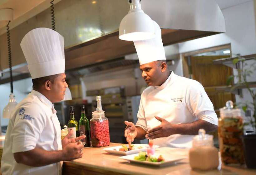 בית מלון כפרי Araliya Green City Your Gateway To Everything In Nuwara Eliya