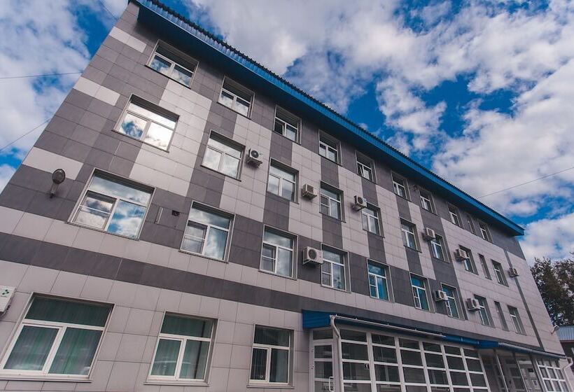 בית מלון כפרי Business Tourist