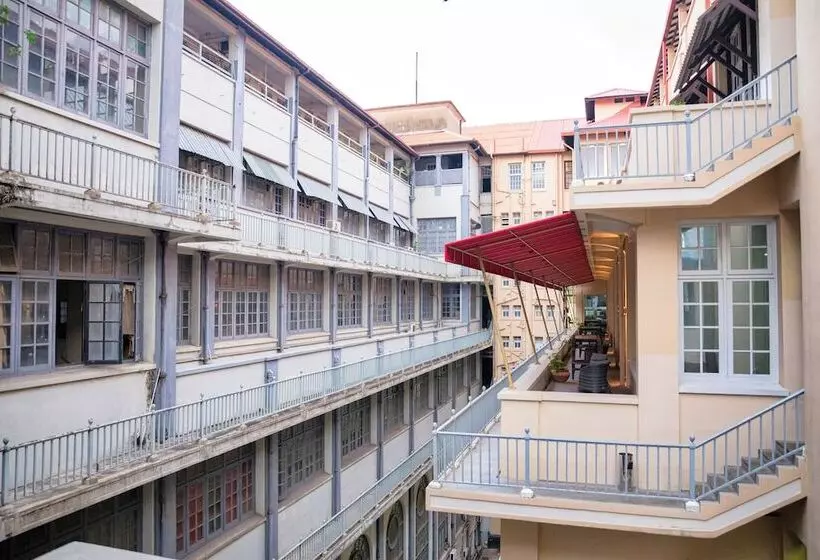 هتل C1 Colombo Fort