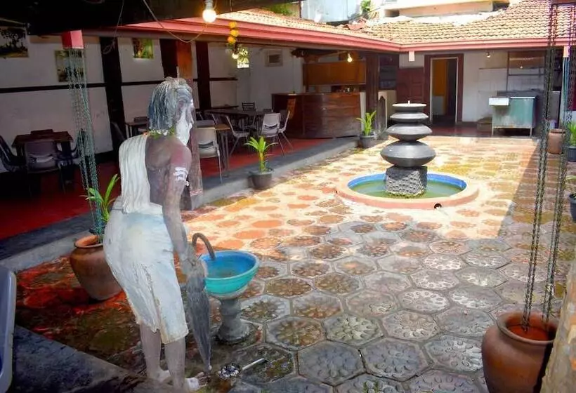 Cosy Hotel & Restaurant