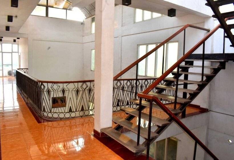 Cosy Hotel & Restaurant