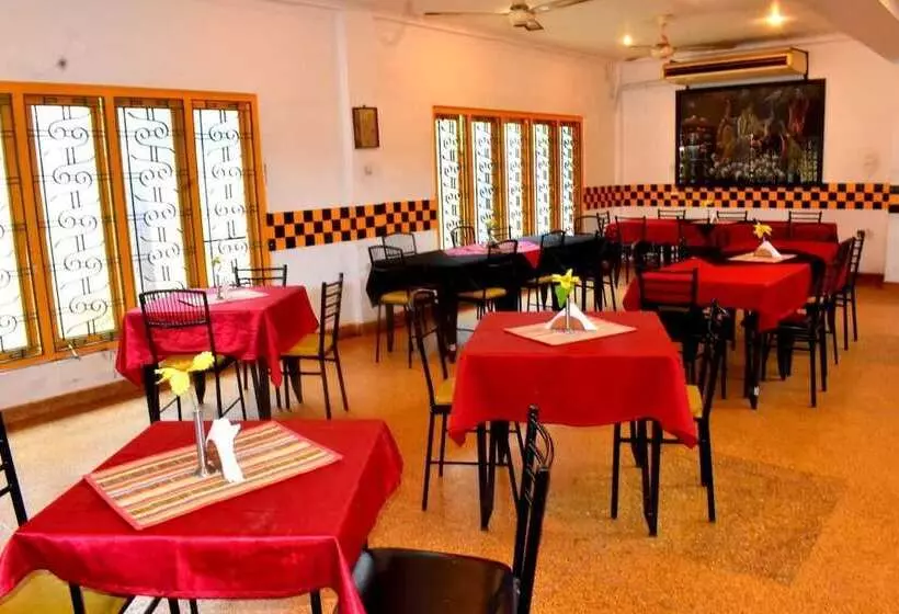 Cosy Hotel & Restaurant