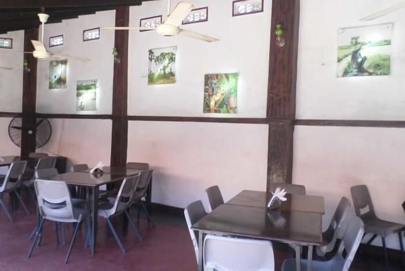 Cosy Hotel & Restaurant