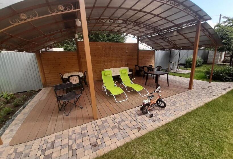 فندق Guesthouse On Kyzyl Armeyskaya