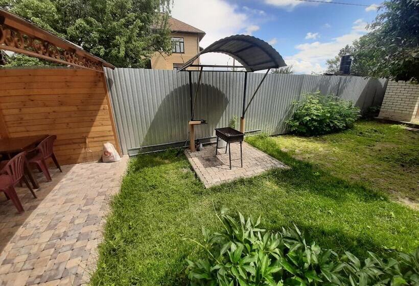 فندق Guesthouse On Kyzyl Armeyskaya