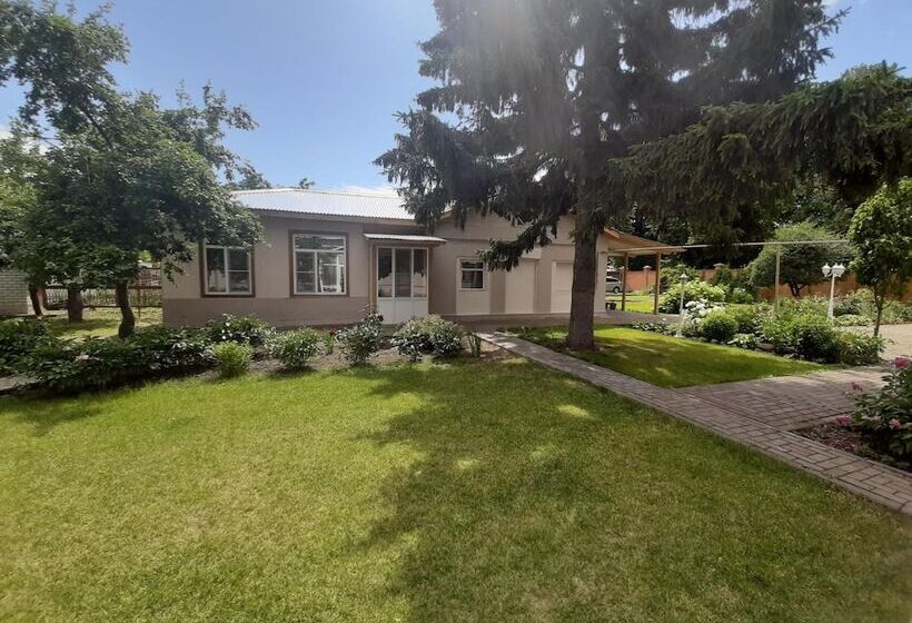 فندق Guesthouse On Kyzyl Armeyskaya