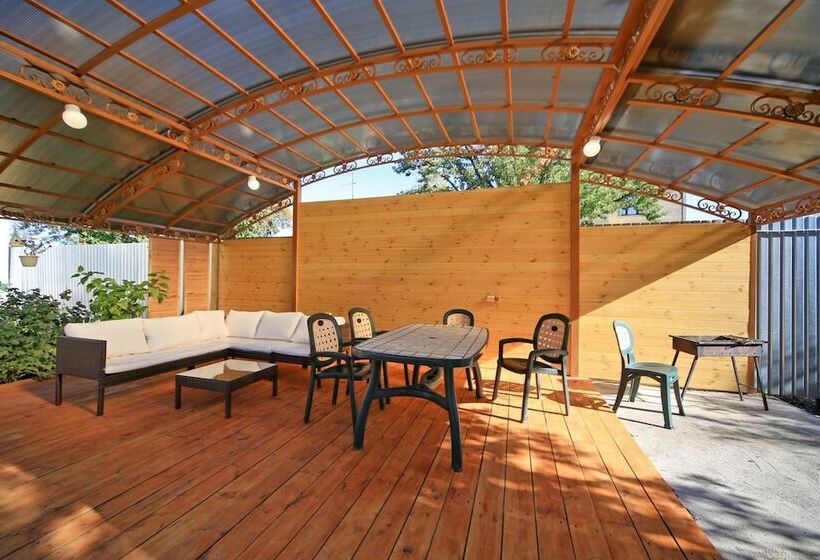 فندق Guesthouse On Kyzyl Armeyskaya