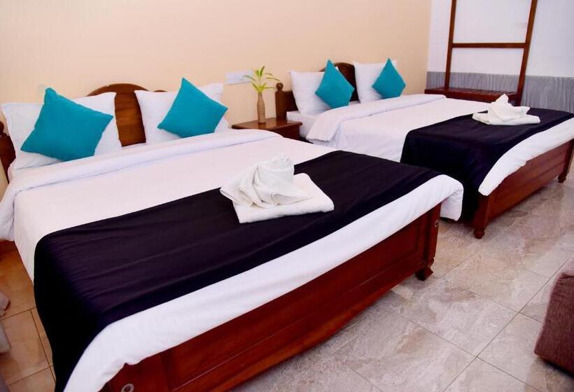 Hotel Heavens Gate Ella