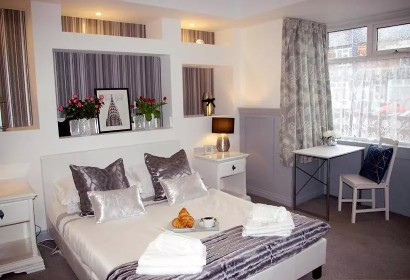 هتل Humberstone House