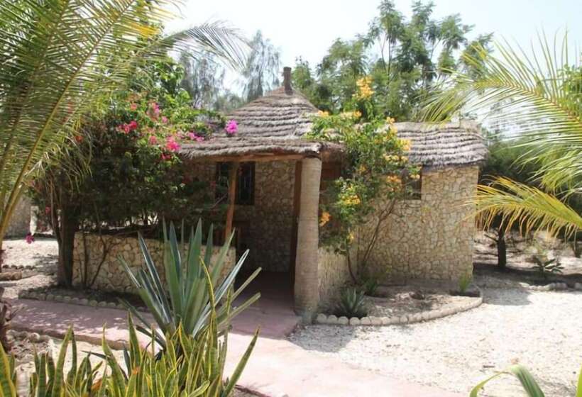 هتل Le Calao Du Lac Rose