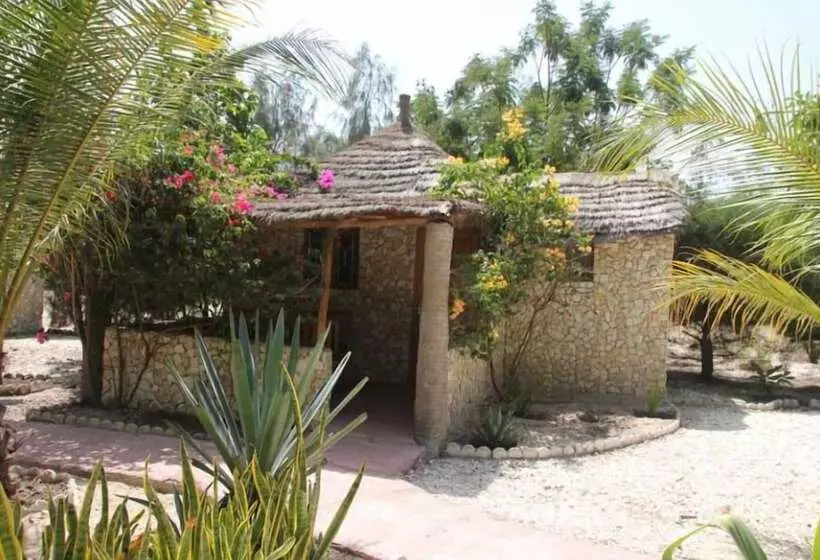 هتل Le Calao Du Lac Rose