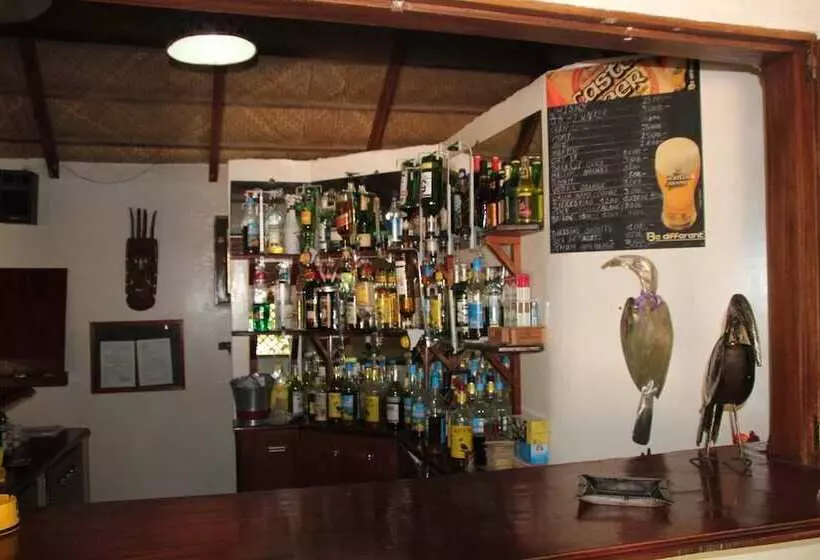 هتل Le Calao Du Lac Rose