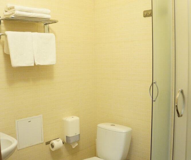 Отель Marton Amigo