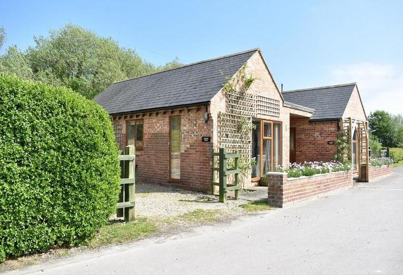 ホテル Nutley Farm