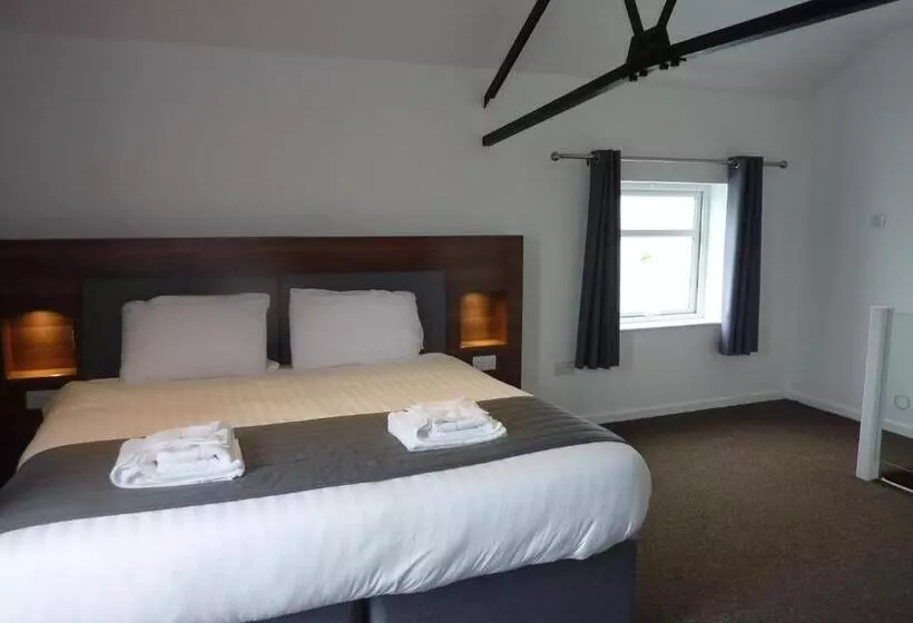 ホテル Oakwood Farm Mews Chester