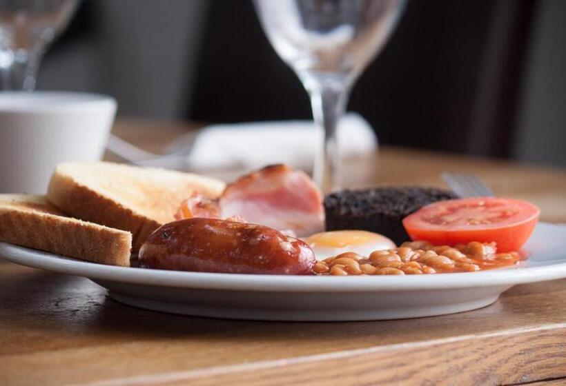 בית מלון כפרי Oakwood Farm Mews Chester