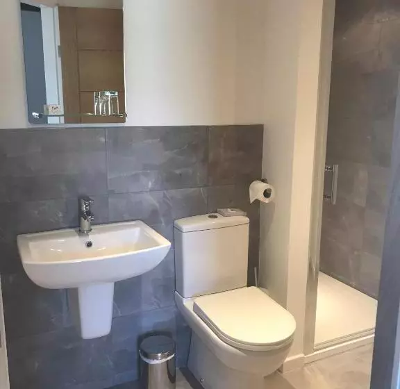 ホテル Oakwood Farm Mews Chester