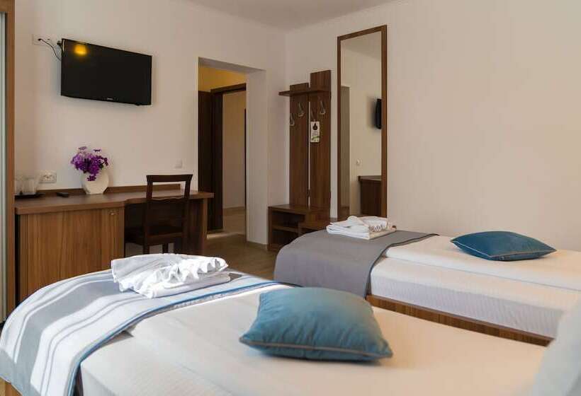 هتل Pensiunea Transilvania