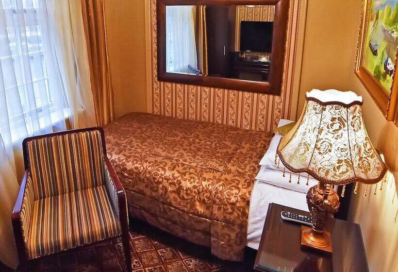 فندق Riverside Inn