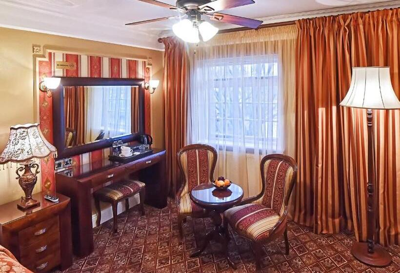 فندق Riverside Inn