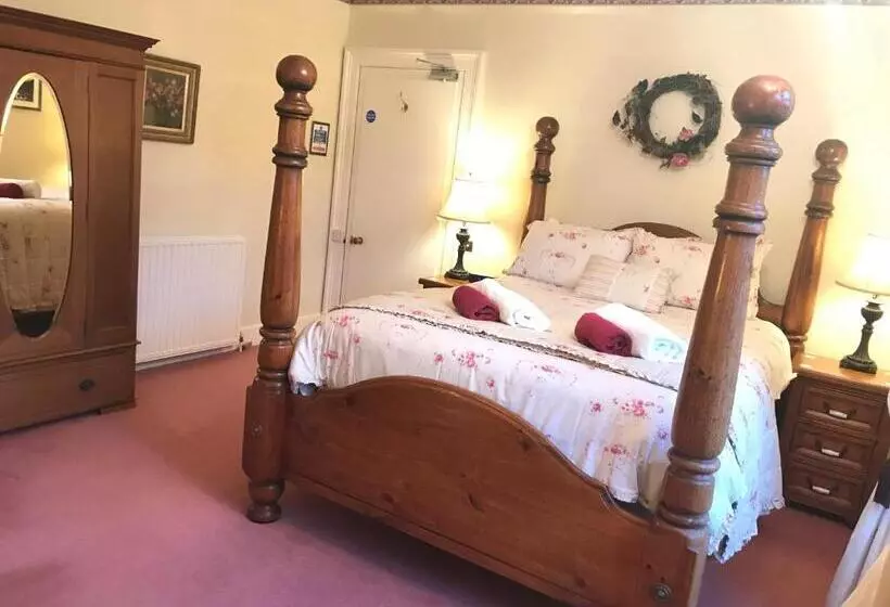 هتل Rossmor Bed & Breakfast