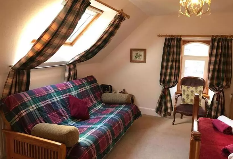 هتل Rossmor Bed & Breakfast