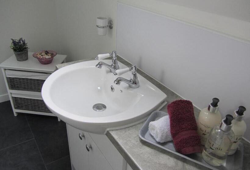 בית מלון כפרי Rossmor Bed & Breakfast