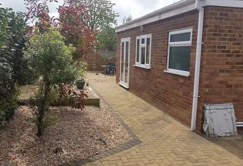 Hotelli Swn Y Don Canterbury