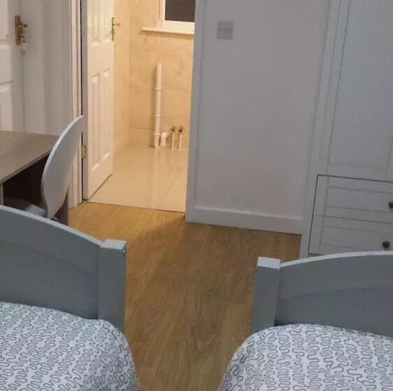 Hotelli Swn Y Don Canterbury