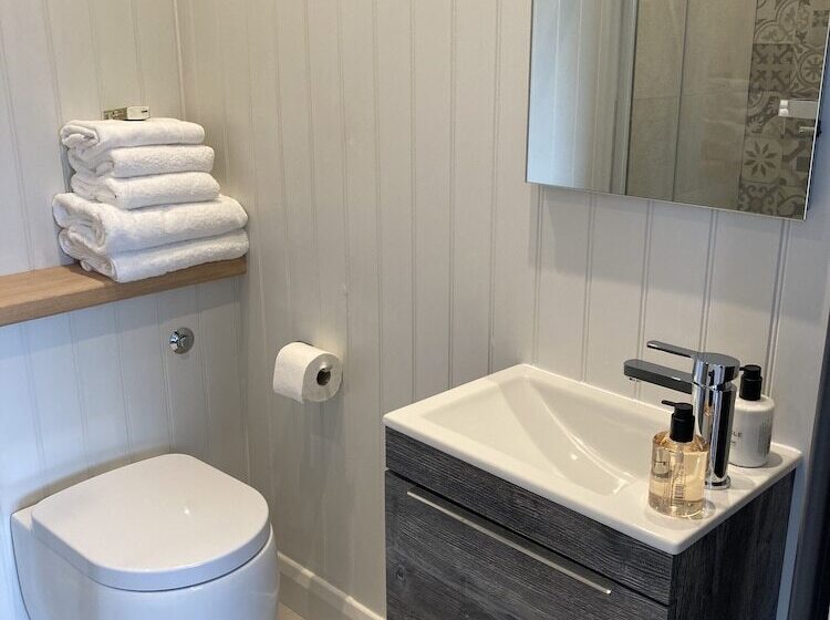 בית מלון כפרי The Old Bell