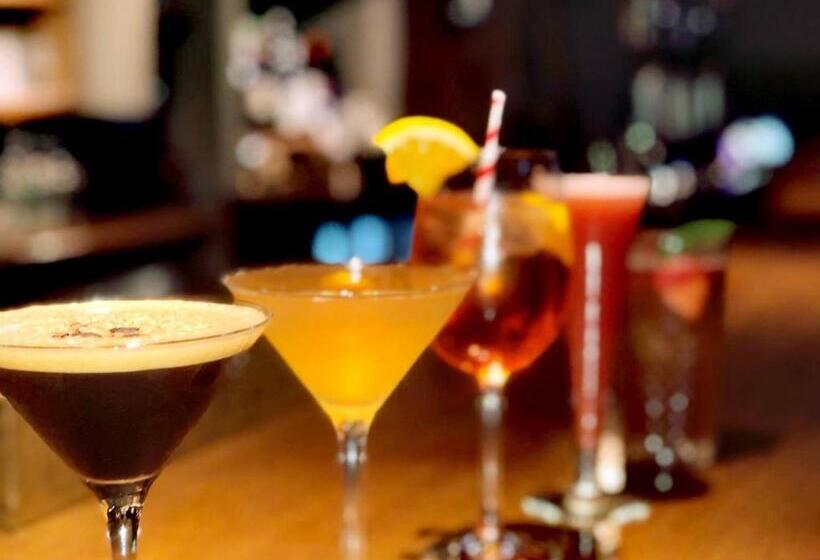 فندق The Plume Of Feathers