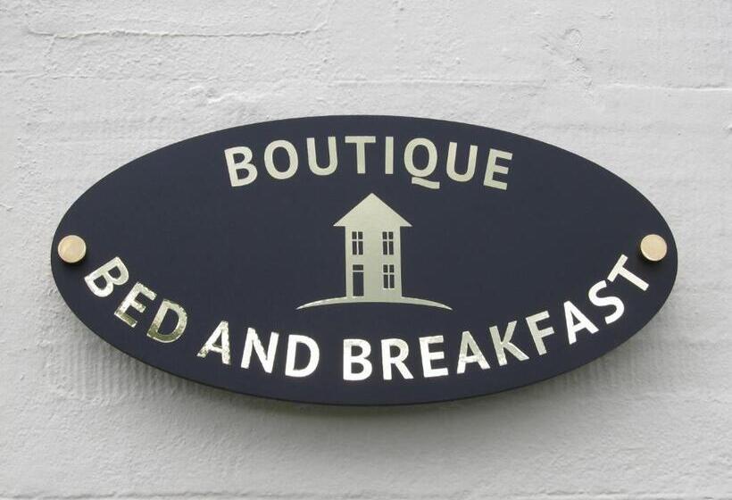 هتل The Townhouse