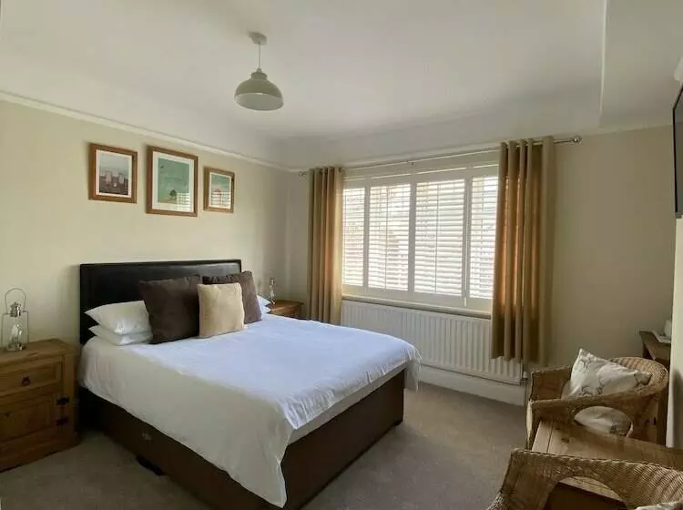 Hotelli Tranmere House