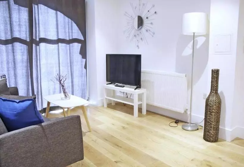 ホテル Urban Stay Shard View Apartments